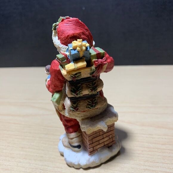 VTG Santa Clause Figurine - Picture 2 of 3